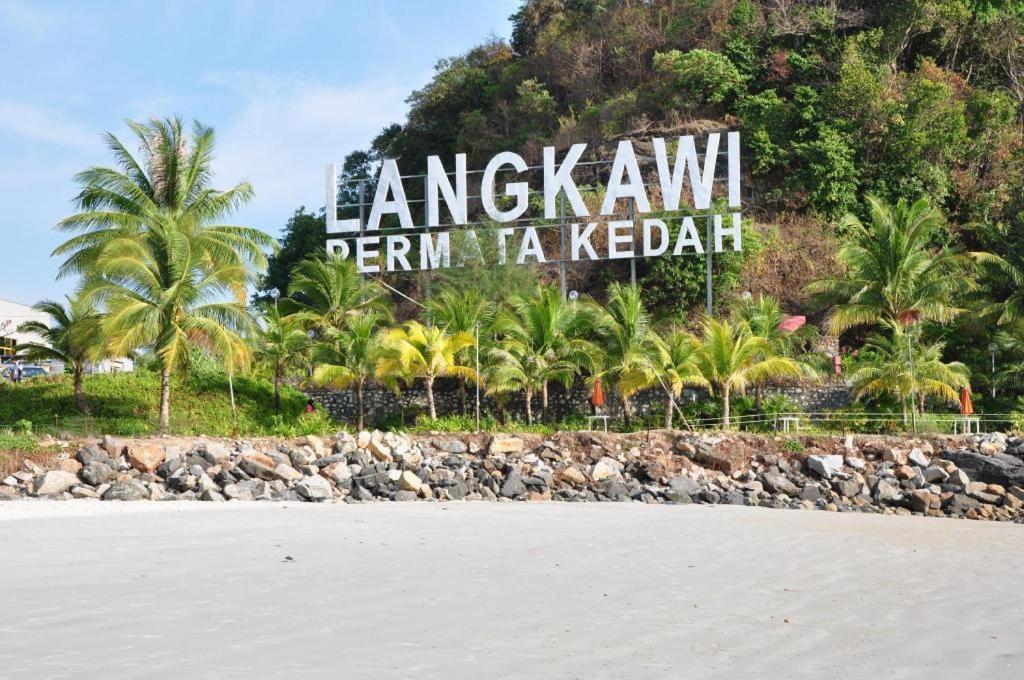 Cenang View Hotel Pantai Cenang  Exteriör bild
