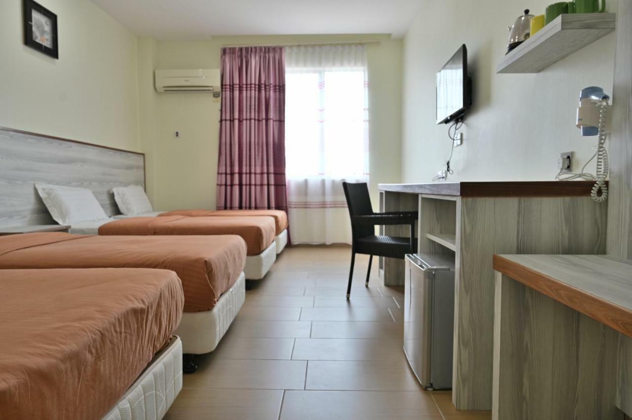 Cenang View Hotel Pantai Cenang  Exteriör bild